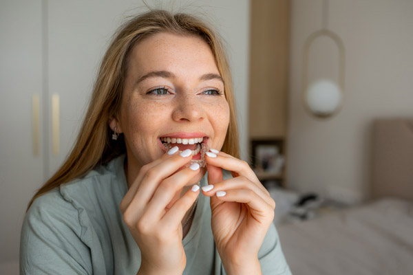 Treatment Timeline From An Invisalign Dentist: What To Expect Month By Month