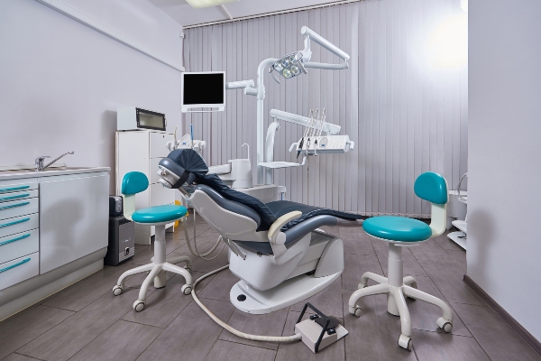 When Tooth Pain Necessitates A Visit To The Emergency Dentist